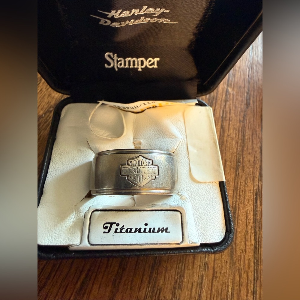 Harley Davidson Titanium stamper Ring Men’s Size 11